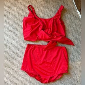 NWOT Hackwith Design Two Piece Convertible Wrap Top Swim Suit in Red - 14/16